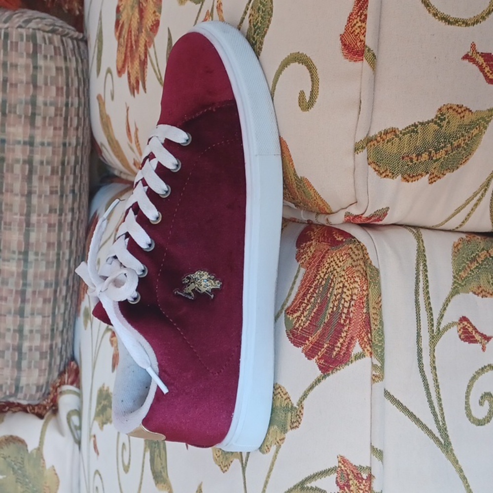 U.S.Polo Association Burgundy Red Velvet Sneakers Cushioned Ankles W8 - Picture 7 of 12